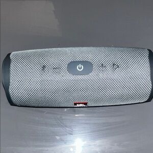 JBL Bluetooth Speaker – Like New, Barely Used!
